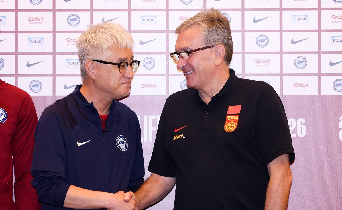 新加坡中新比赛,新加坡对战韩国赛前发布会