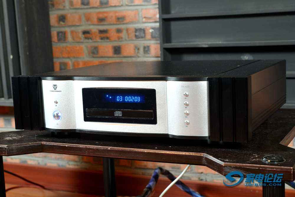 另类点音源发烧友的福音:德国AUDIUMComp5.2有源音箱