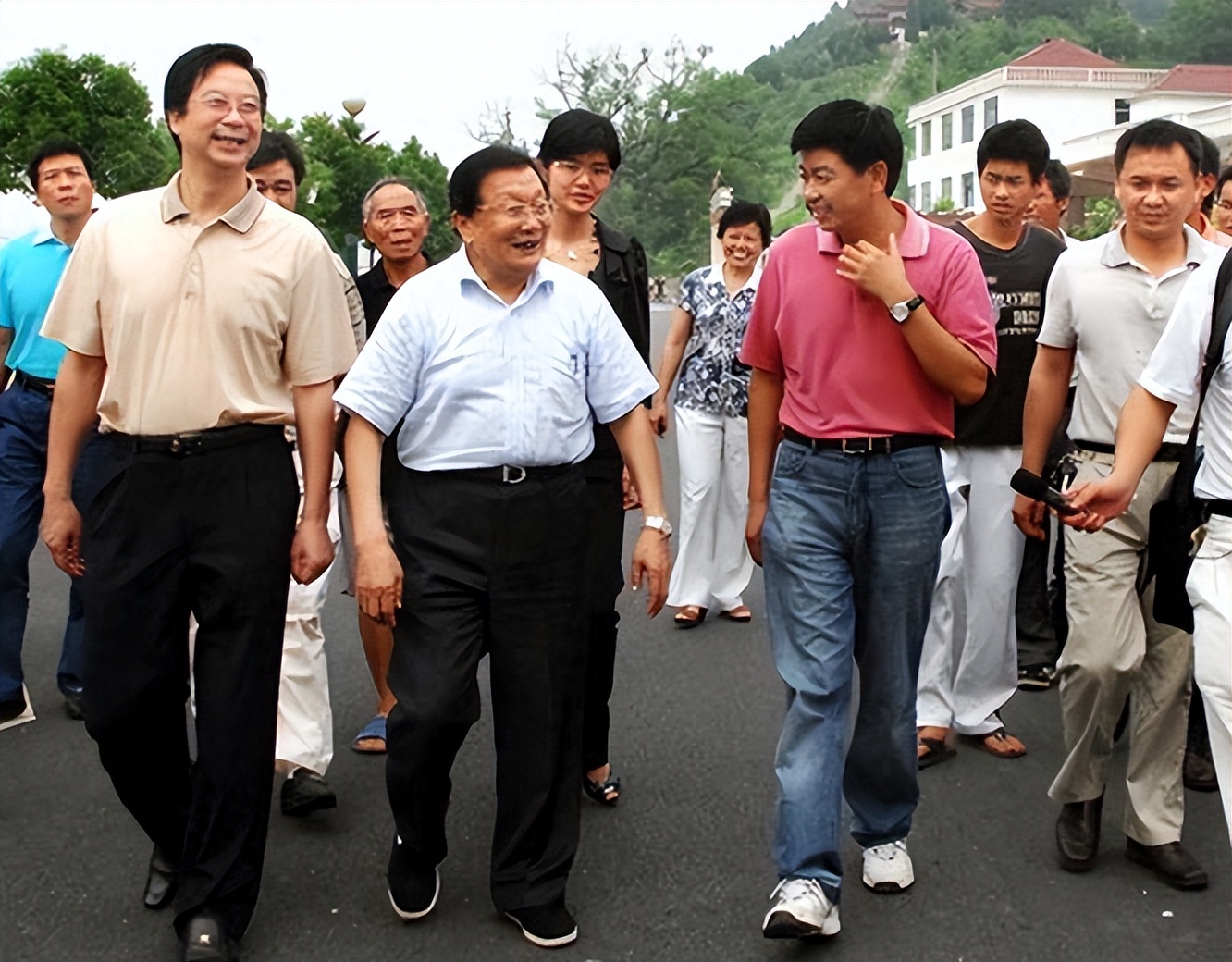 华西吴仁宝逝世多少年,华西村吴仁宝什么病死的