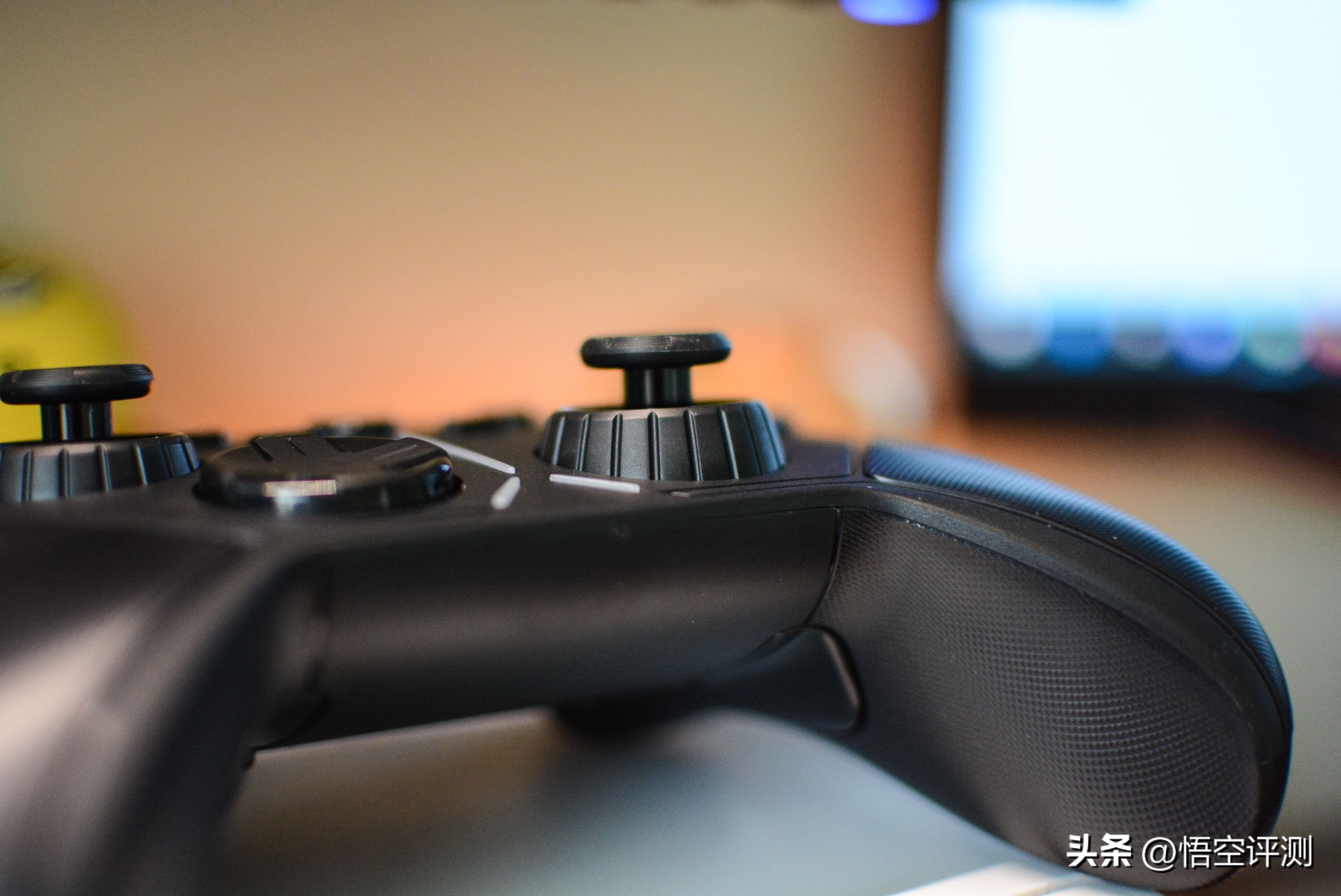 北通阿修罗2Pro多模游戏手柄评测,游戏手柄推荐北通阿修罗3