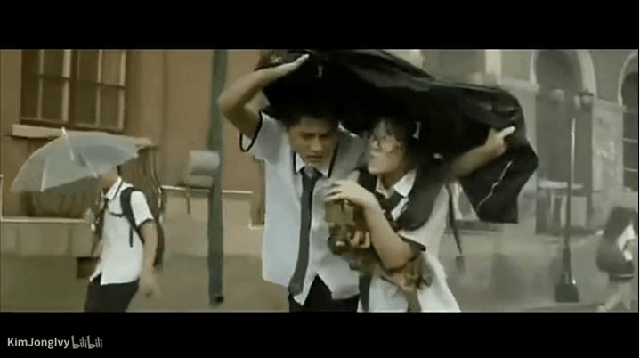 20多年了，这个姿势还是撩妹必杀技