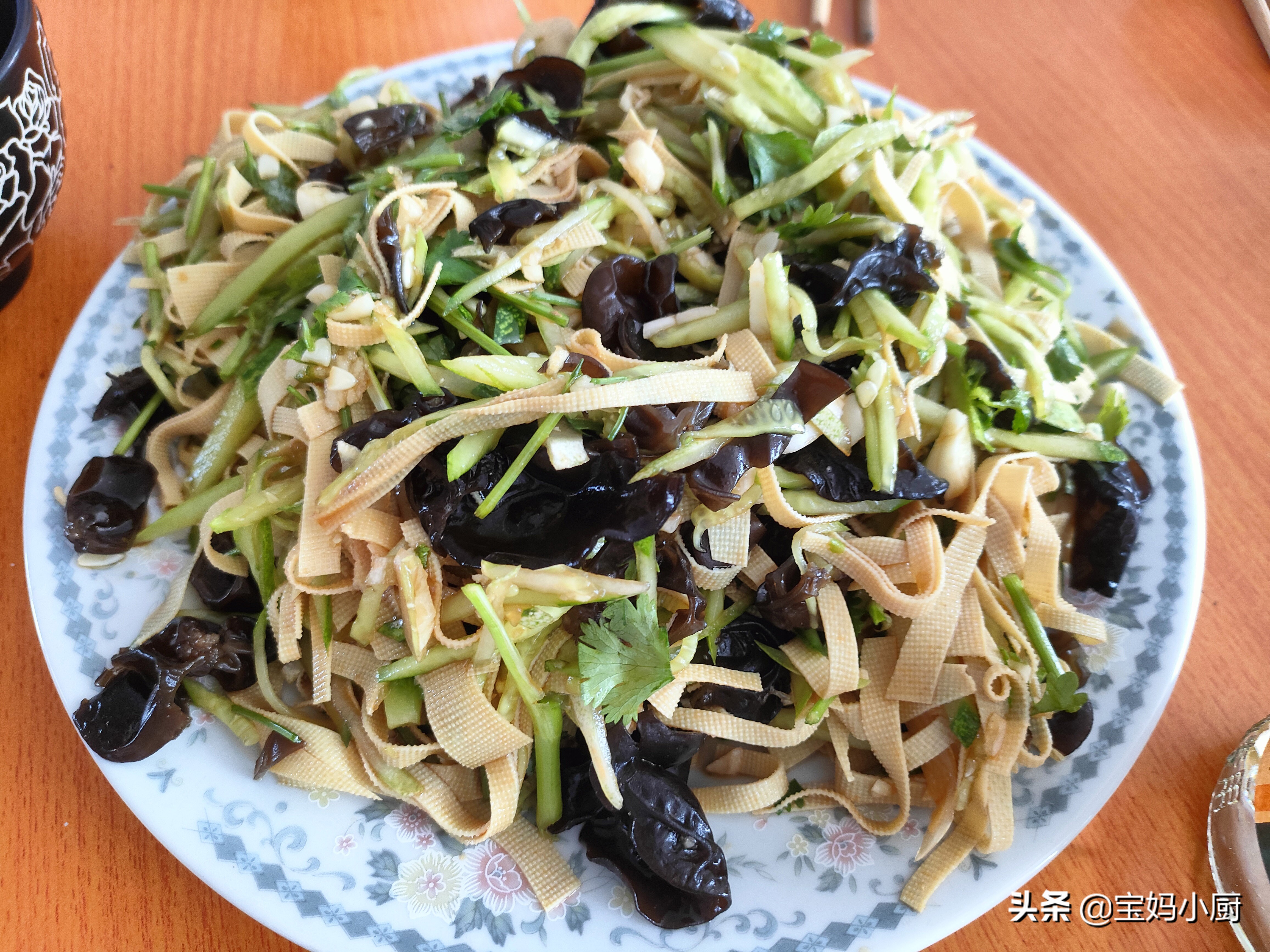 自己做的十道菜荤素搭配,朋友聚餐做了这几道菜都说很不错