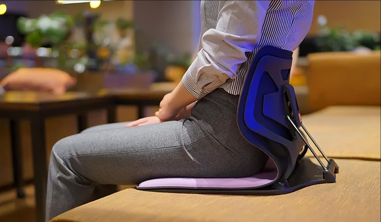 情人节送什么给女朋友创意礼物,比较实用的情人节礼物送女朋友