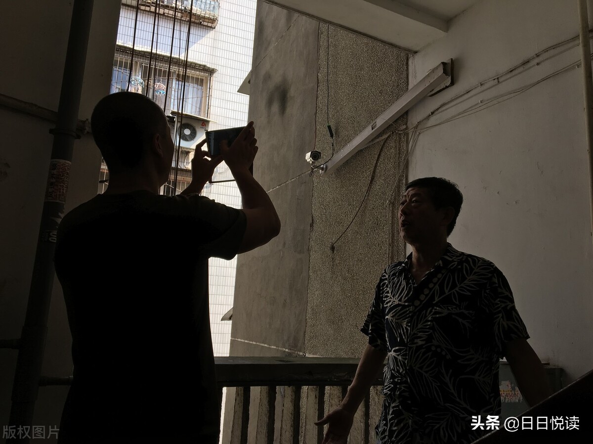 男性侵犯男性算不算犯罪,男性侵犯男性构成犯罪吗