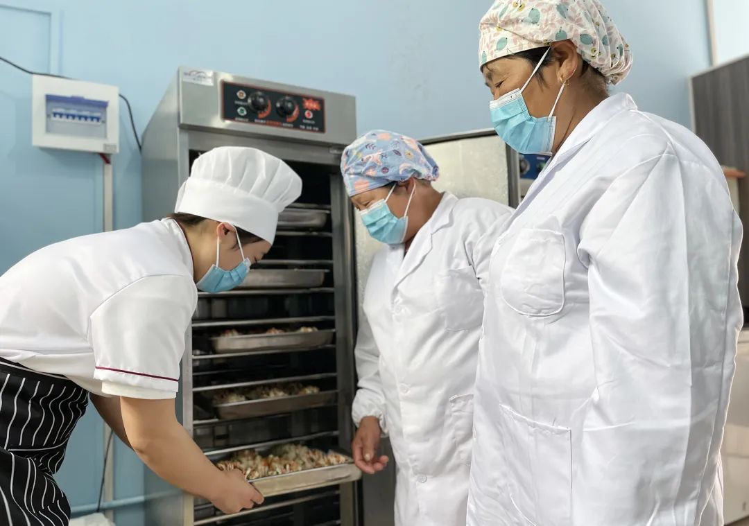 杭州临安：“虹心馒头”销往全国各地，足不出户走上致富路