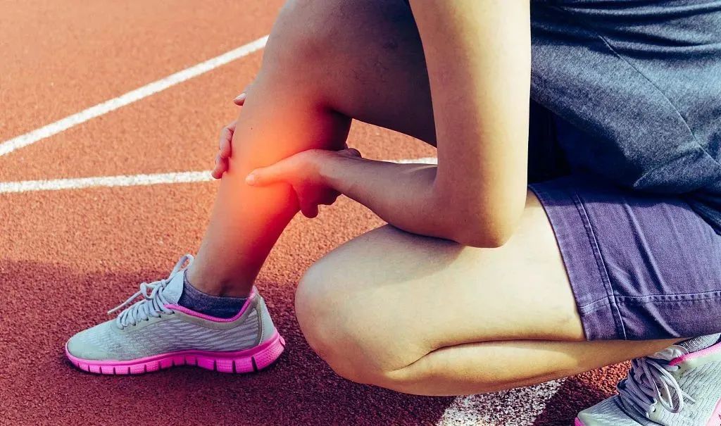 骨头咔咔响小腿容易抽筋是缺钙吗,不缺钙小腿经常还抽筋是怎么回事