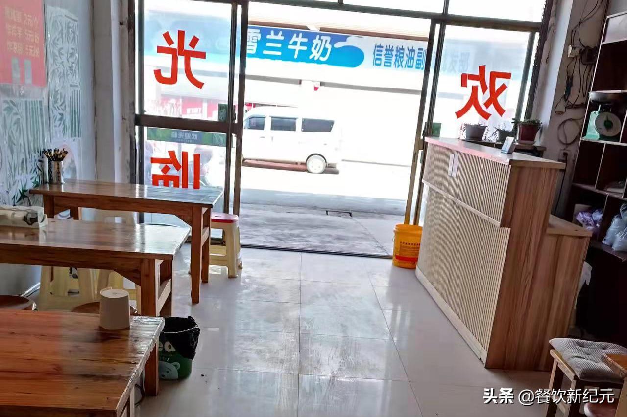 江西小伙开早餐店8天进账6万,小伙8万块钱开早餐店