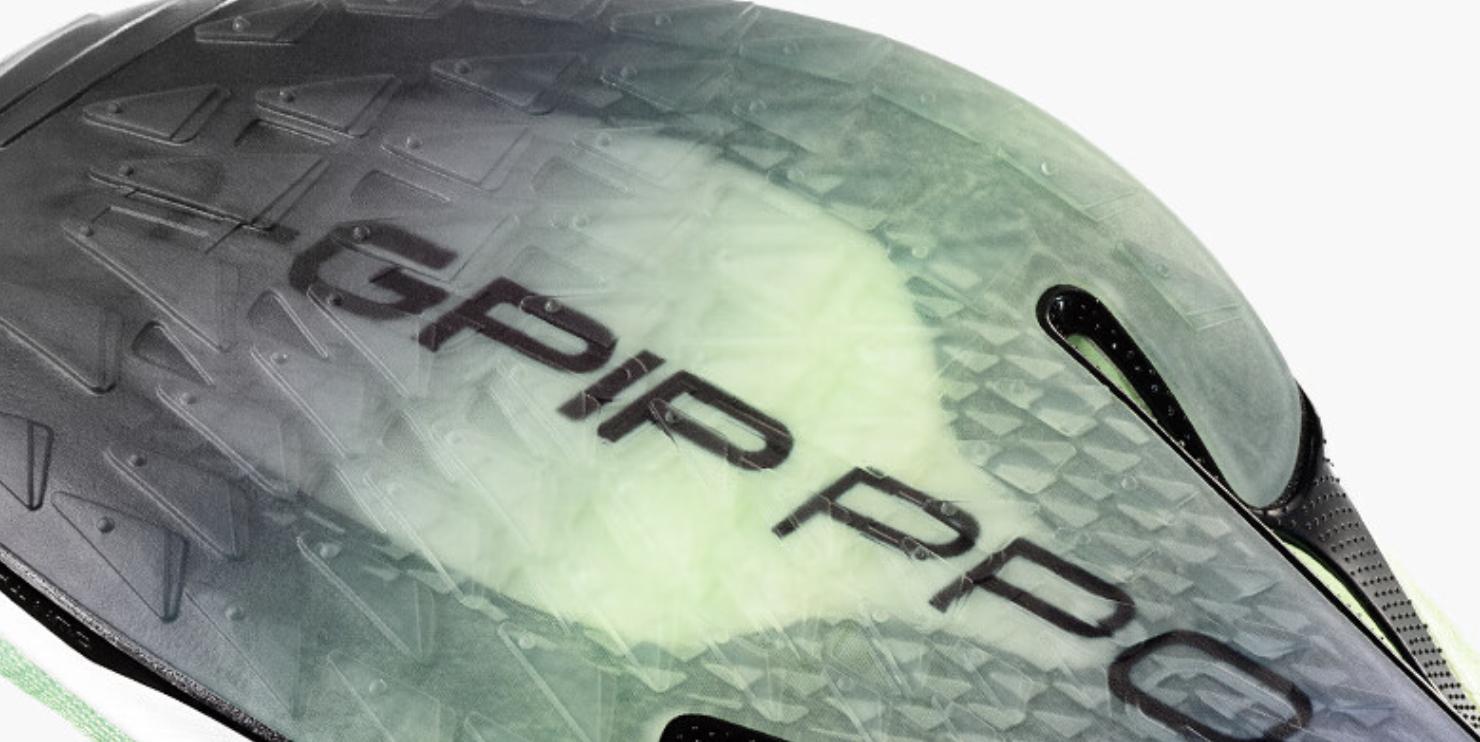 安踏创1.5跑鞋与李宁越影,儿童跑鞋李宁和安踏哪个好