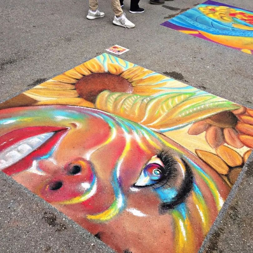 逃离自己的原生家庭前往美国留学,14岁被母亲抛弃独自到浙江