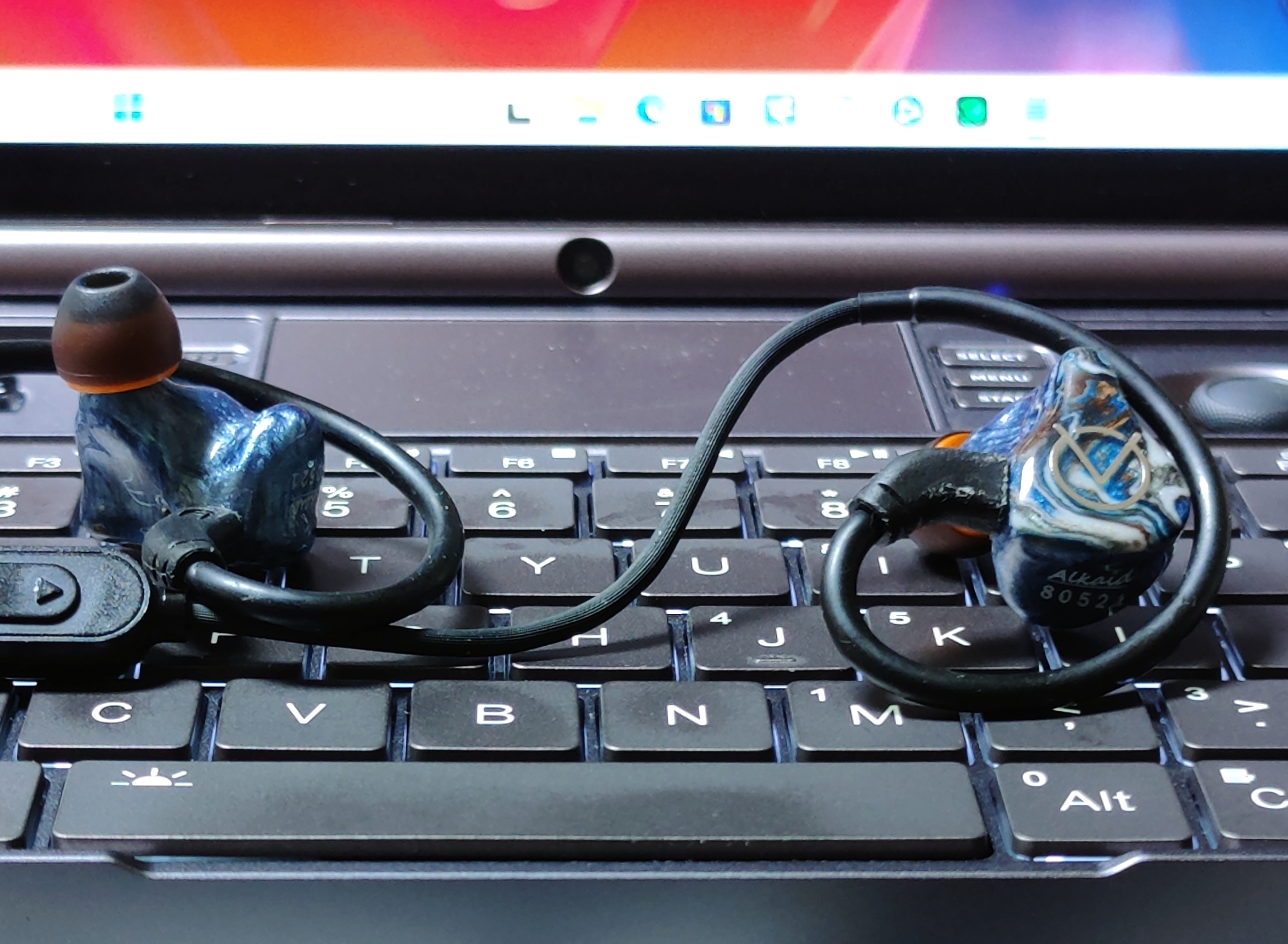 Tws磁吸蓝牙耳机评测,tws空气传导蓝牙耳机