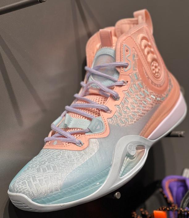 李宁球鞋高端中端,林书豪2se和361big33.0pro怎么选