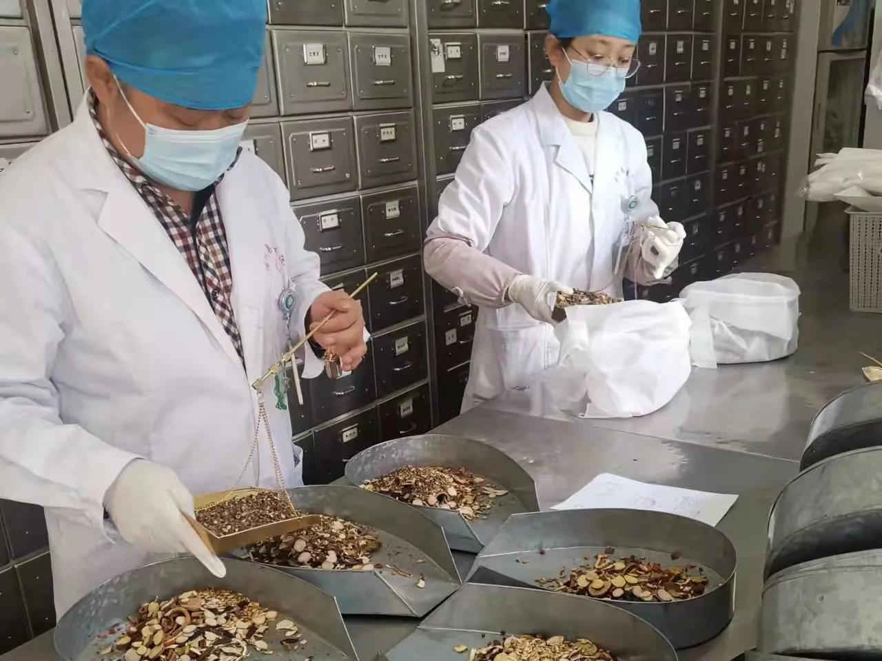 抗疫防疫在路上,抗疫有方中医药来保障