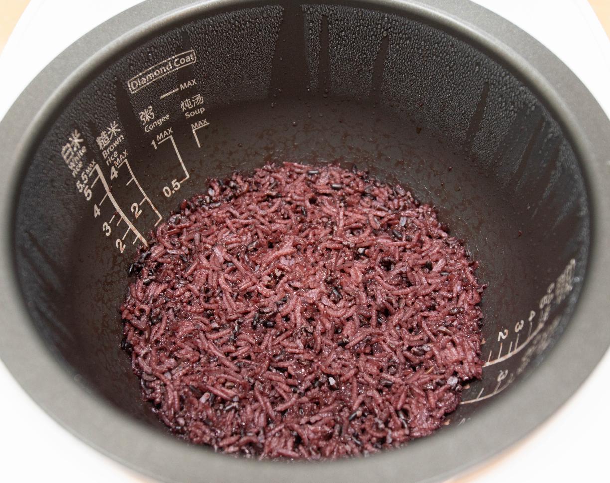 米饭煮的好和电饭煲有关系么,煮了5天的米饭还能吃吗