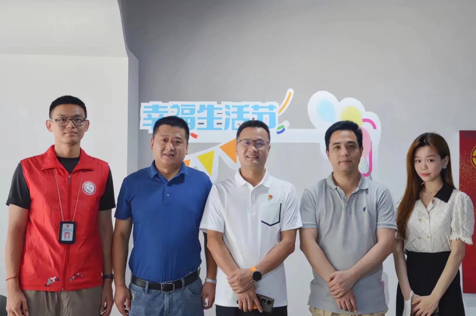 布吉东方半岛社区联合青创社区·承翰站开展体育公益活动