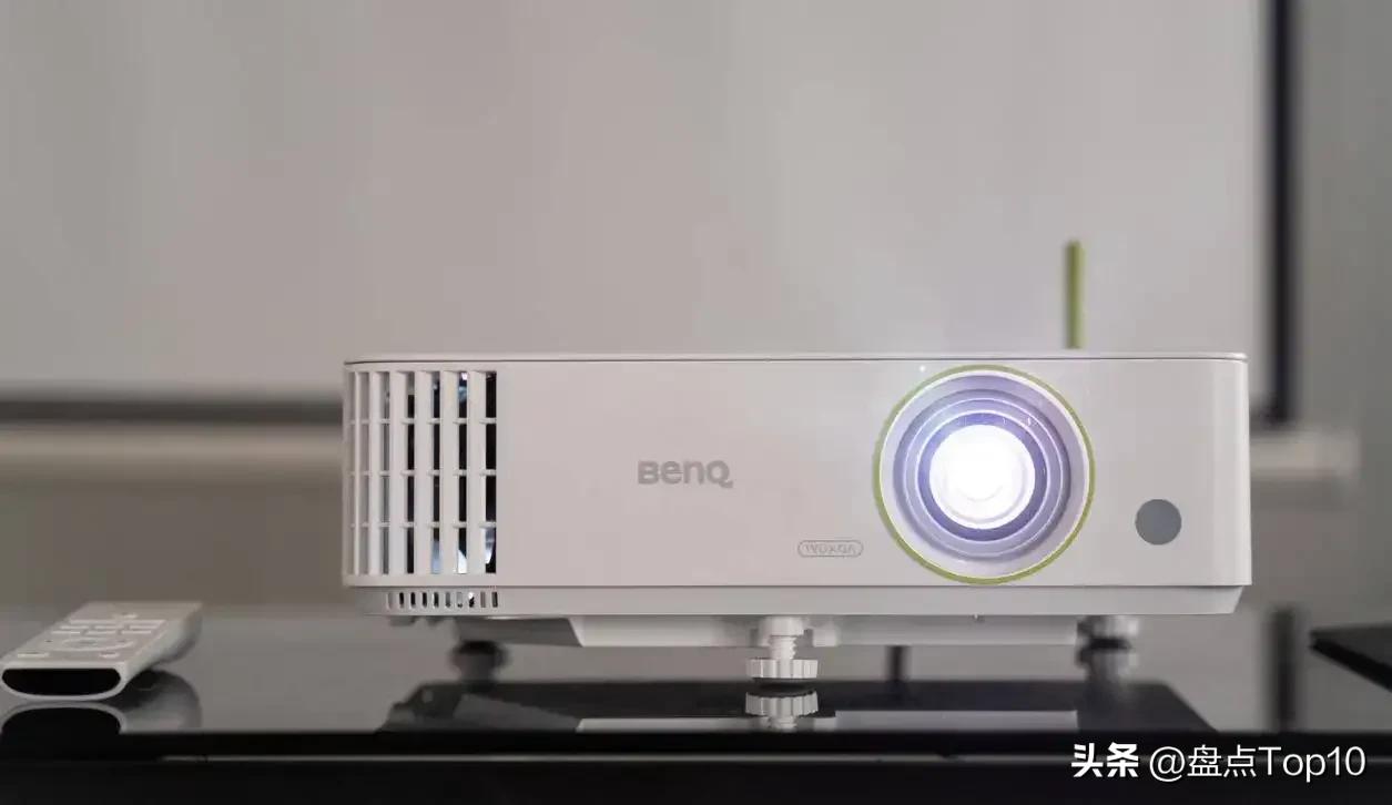 室内投影仪什么牌子好,现在什么牌子的投影仪效果好
