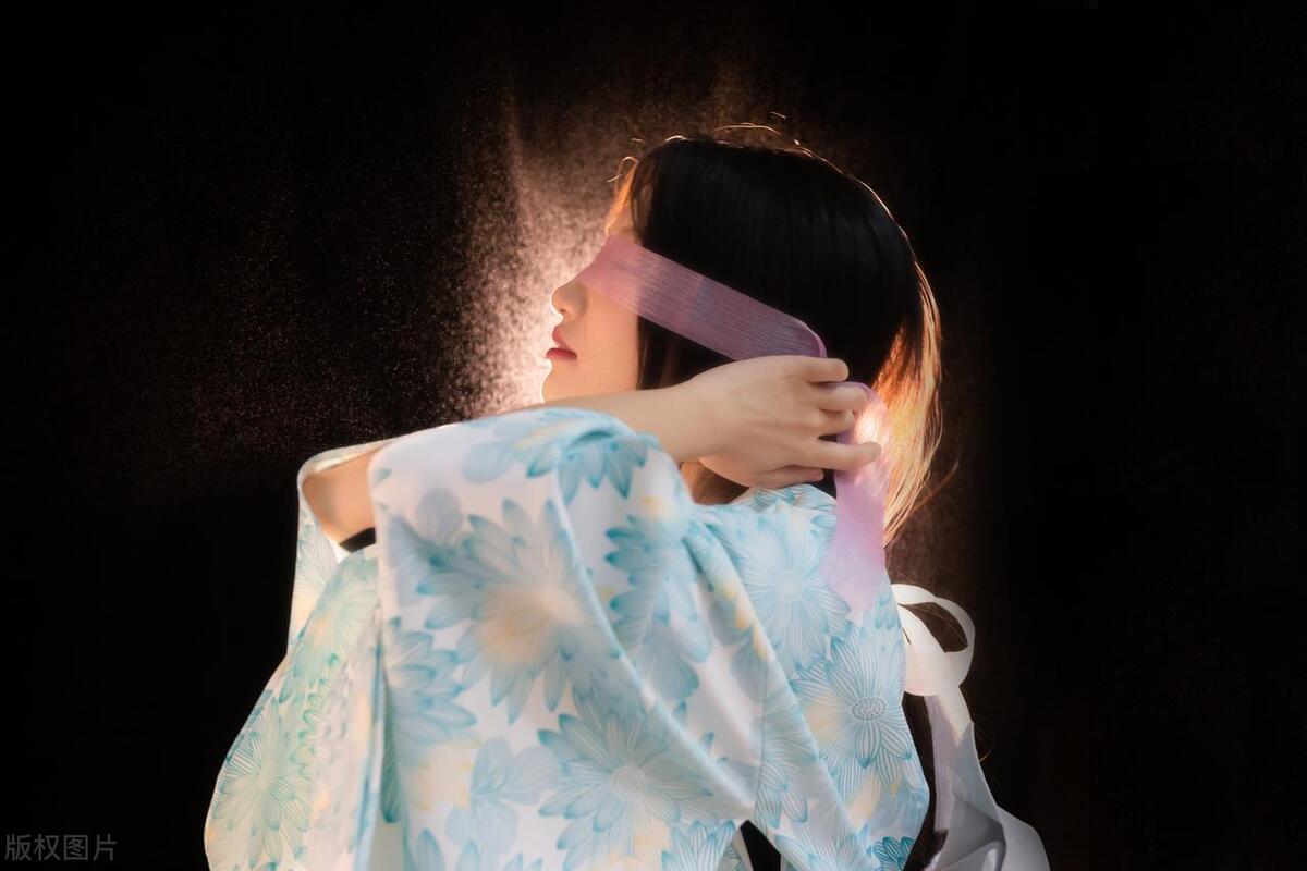 如何成为成功的网络作家,靠写作暴富的网络作家