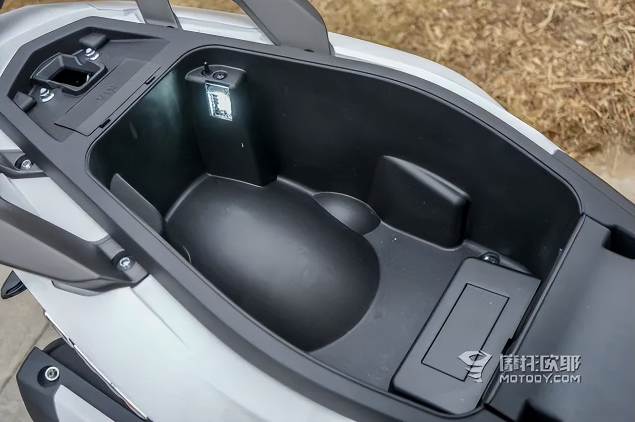 赛科龙rt1真实感受,赛科龙rt1深度测评多少排量