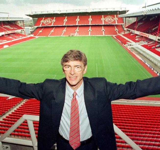 英超历史十大外籍球星,历届英超德罗巴排名