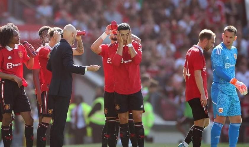 滕哈赫为什么不用穆里尼奥,曼联球员大爷