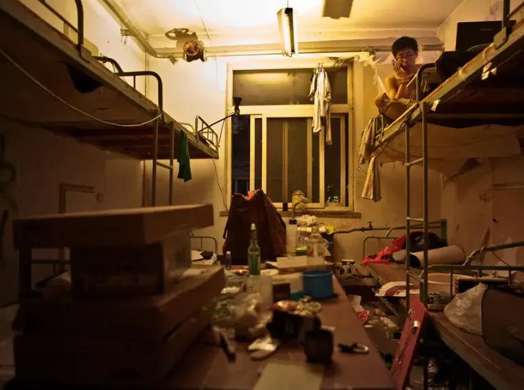 新生吐槽山东师范大学宿舍,寝室条件为何那么差?网友:知足吧