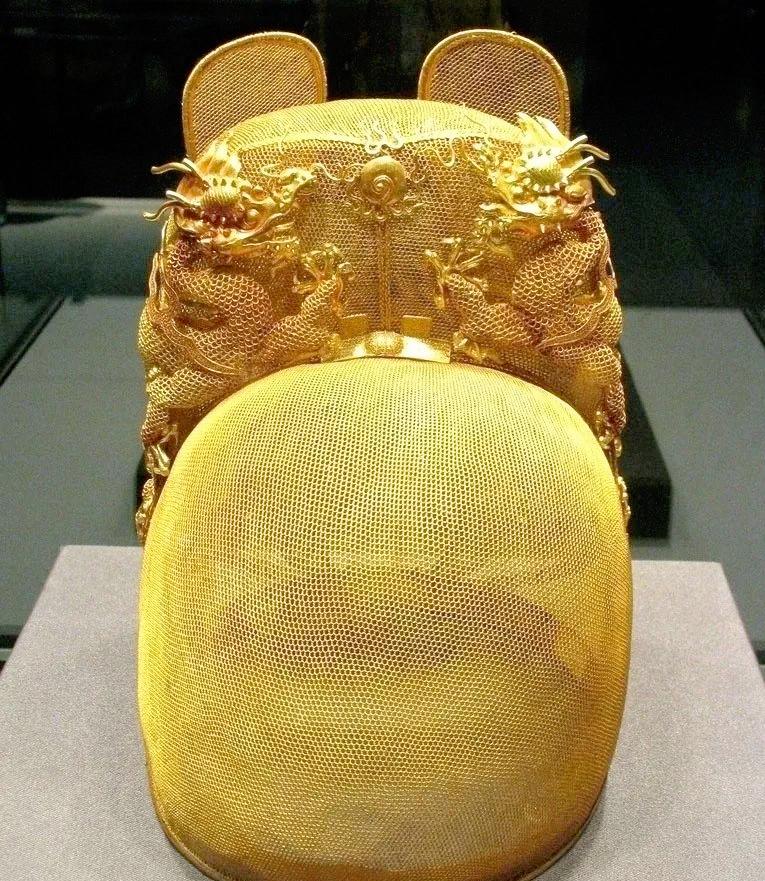 万历皇帝金冠花丝镶嵌,万历皇帝金丝冠价值