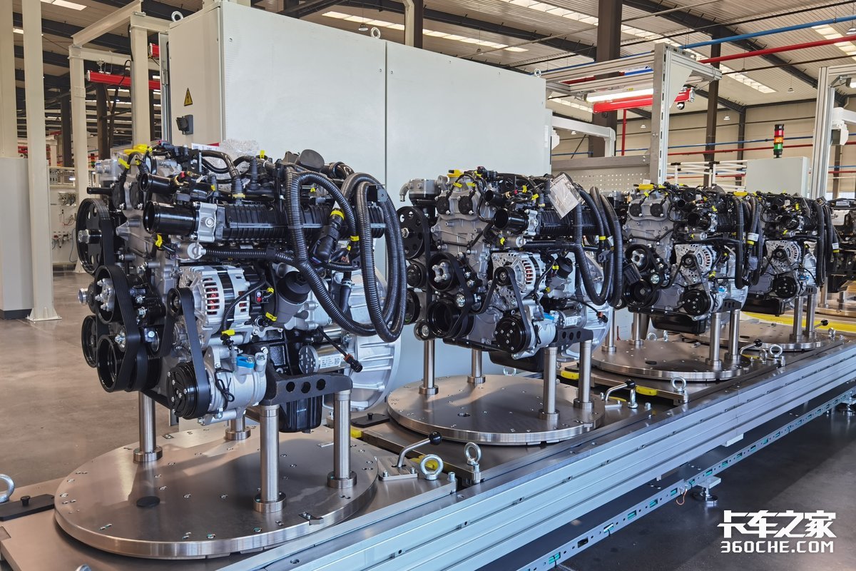 亮成绩找差距促提升,亮成绩鼓干劲谋发展开新局