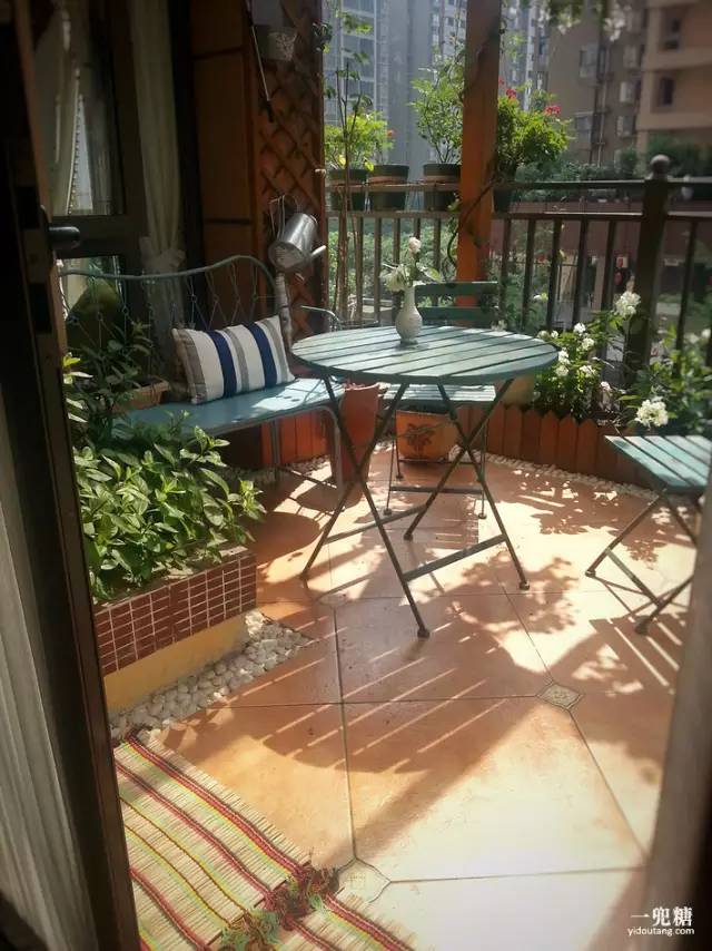 从装饰着手让家里更加温馨,从硬装开始打造家的高级感