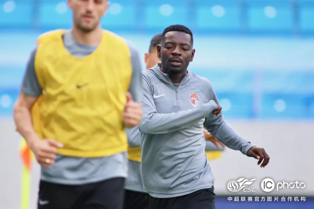 青岛海牛前瞻,青岛海牛vs青岛西海岸赛前发布会