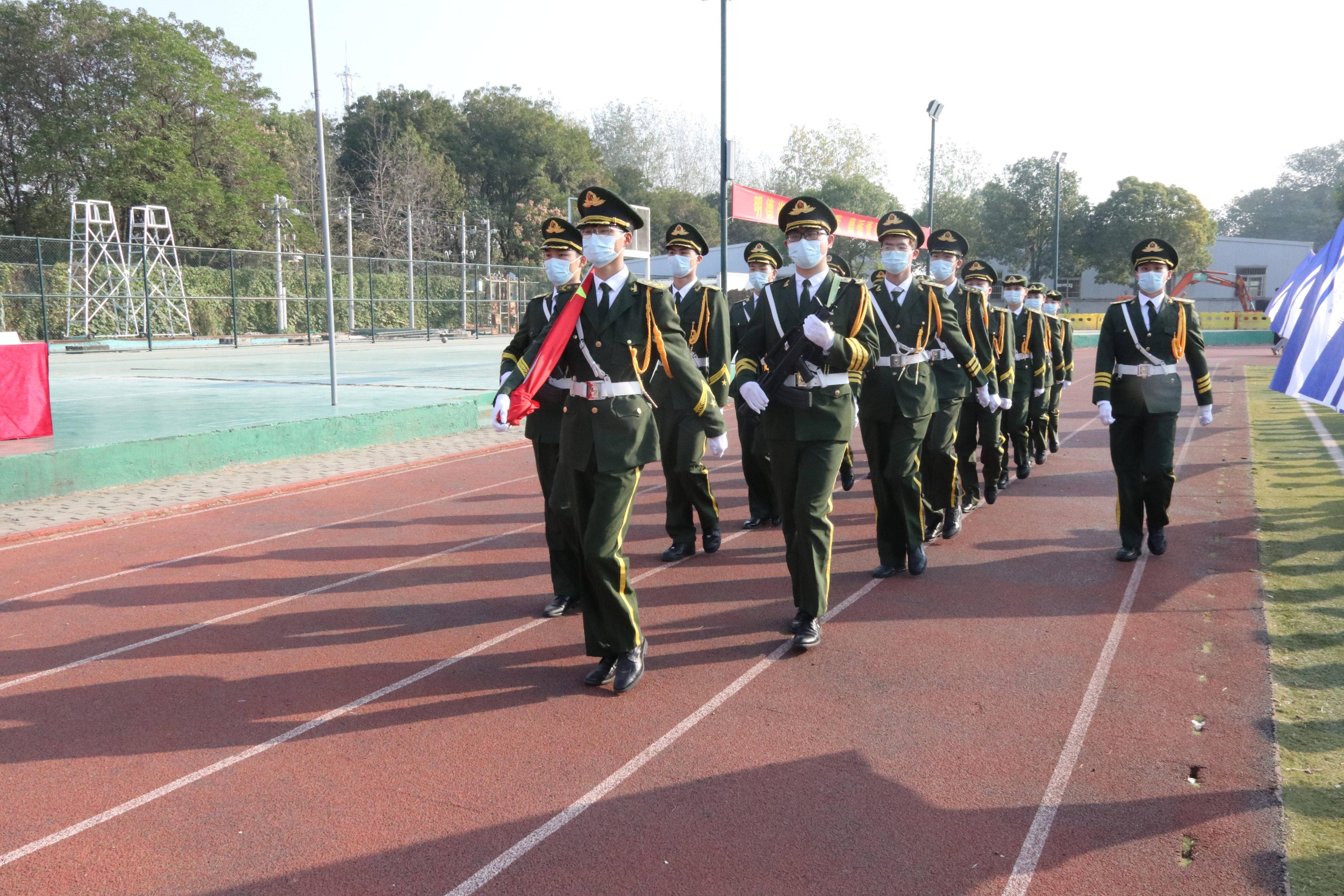 武汉铁路桥梁职业学院军训开幕式,湖北铁道职业学院军训多少天