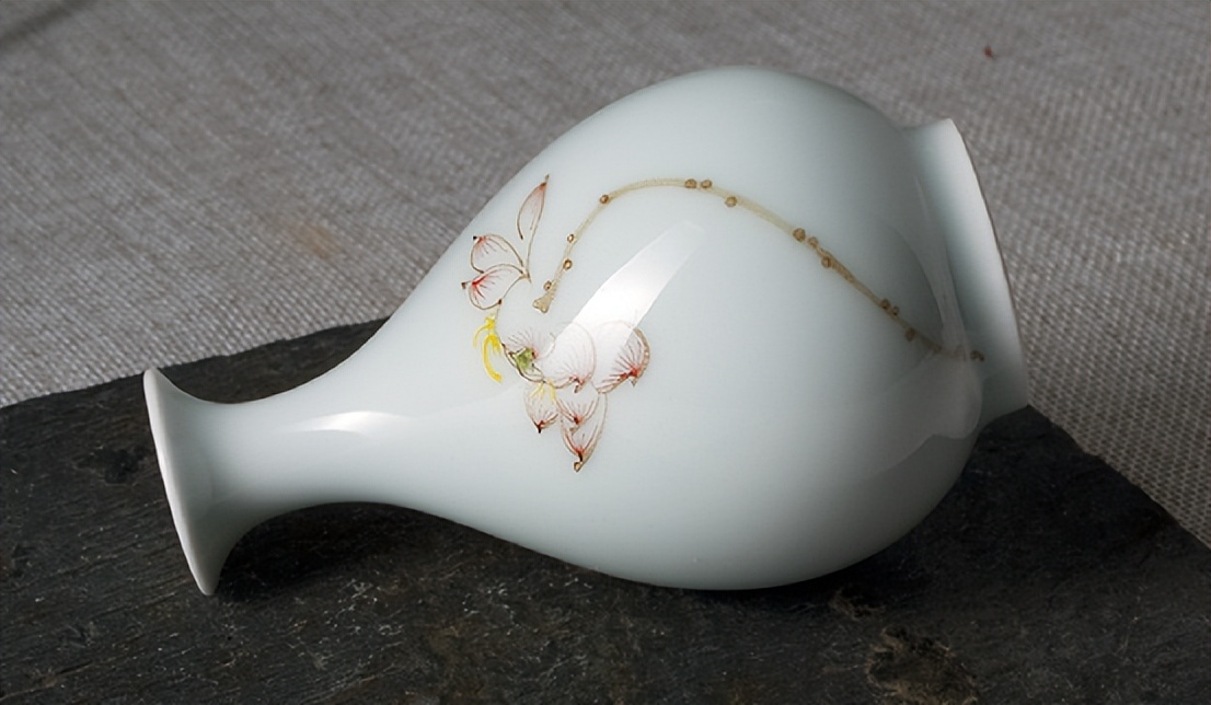 简约经典的家具选择兼具视觉美感,原木新中式极简轻奢风格家具