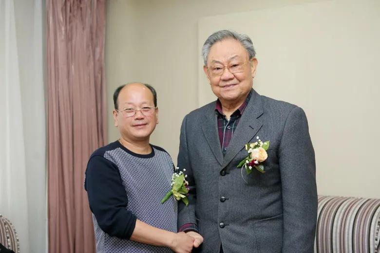 当代文学随笔散文集,文学随笔散文集