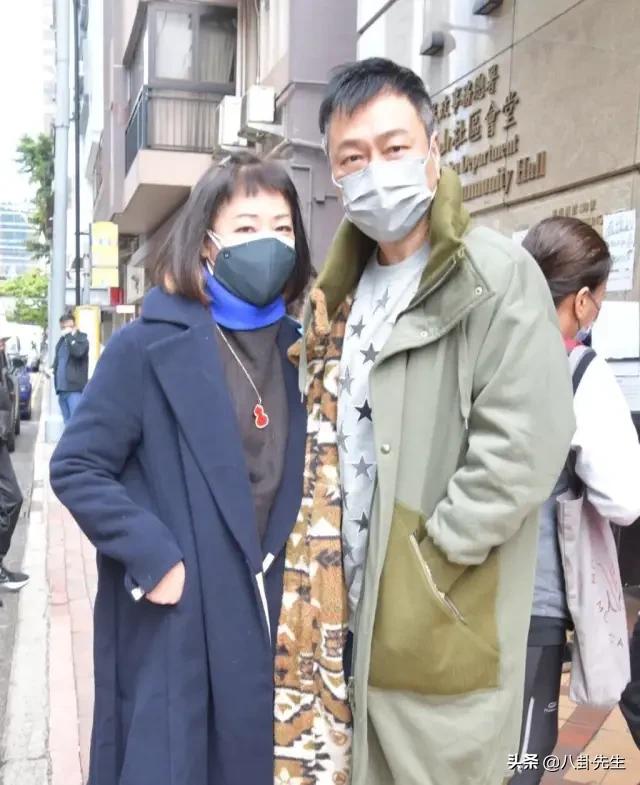 疫情下的香港明星艰难生活,疫情下香港艺人