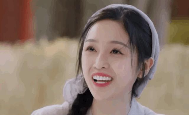 明星做烤瓷牙变凸嘴,明星烤瓷牙凸嘴