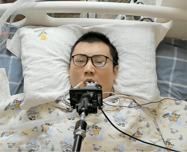 高位截瘫消防员朱铭骏还活着吗,29岁截瘫消防员朱铭骏怎么样了