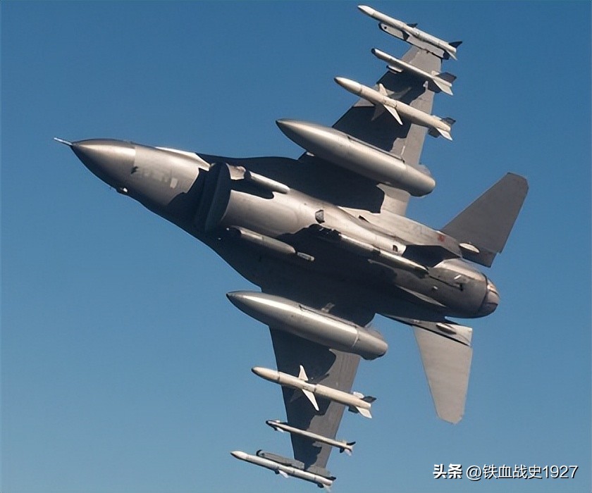 台湾f16战斗机军演,台专家谈2022军事演习