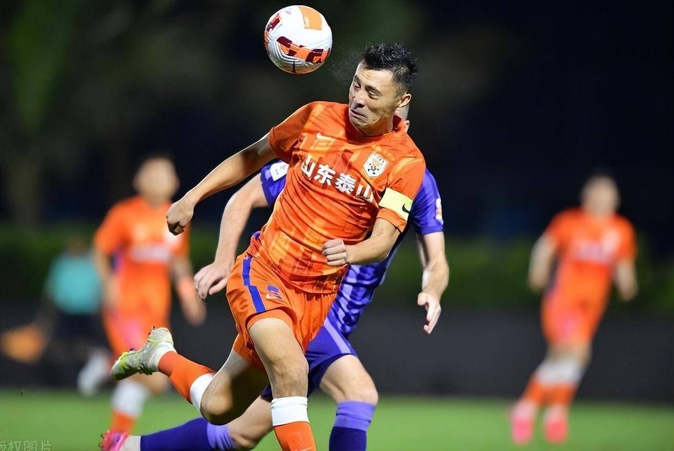 国脚赵明剑月薪一万多,国脚赵明剑