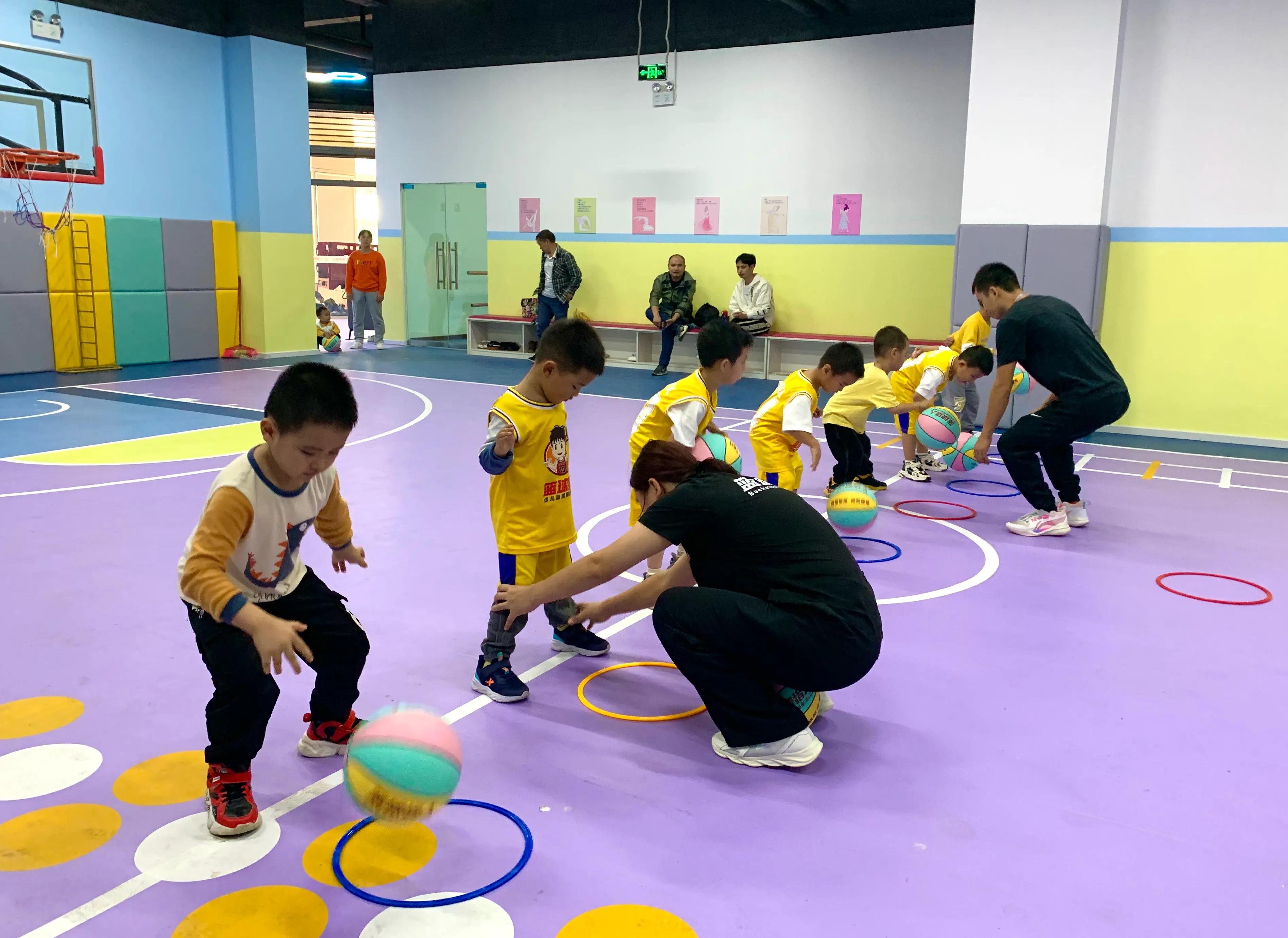 提高篮球的战术训练用什么方法,篮球场上最实用的招数
