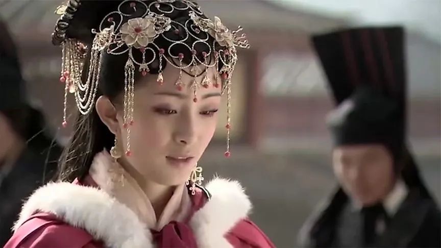 真实故事纪实三姐妹嫁给同一个人,娶三妻四妾的真实故事