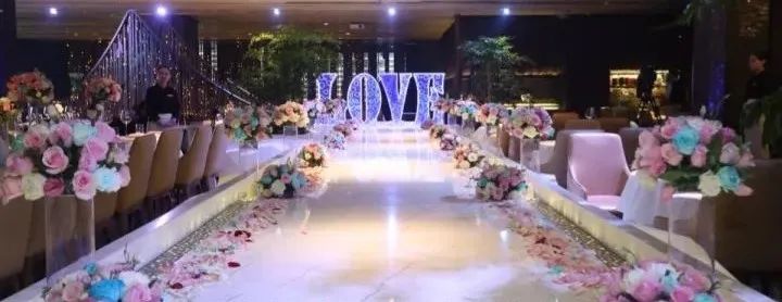 网红第一餐厅,网红餐厅前十名餐厅