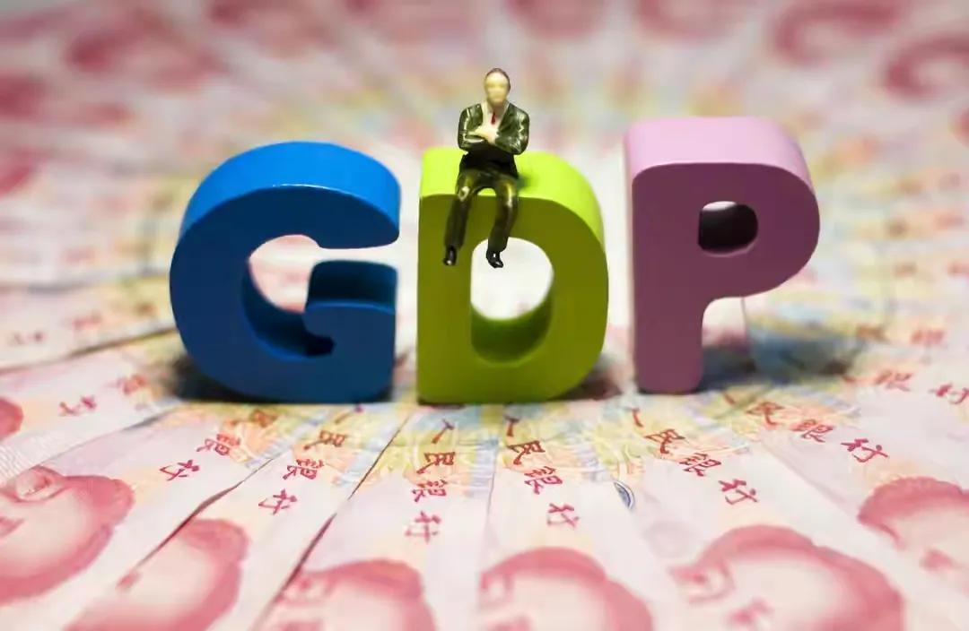 今年上半年中国与美国gdp对比,美国和中国2021年gdp增长了多少
