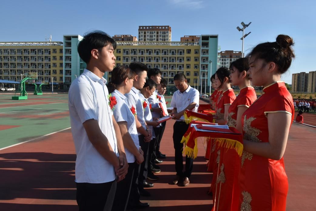 康展职教｜「康展联校」新校长给新老师的一封信