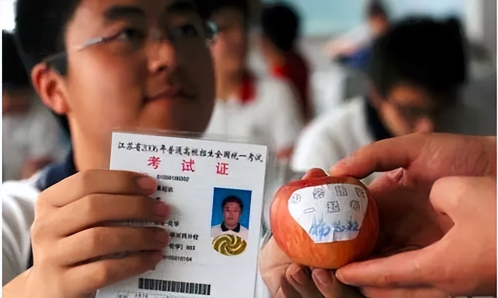 高考回忆30张照片,40张高考经典照片