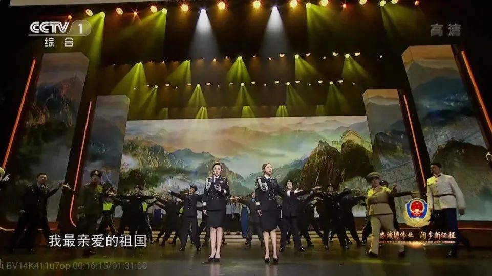 女警警服演变照片图片,最美警花警服图片