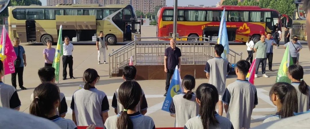 姹傜湡涓娓稿娲诲姩,姹傜湡璺佃