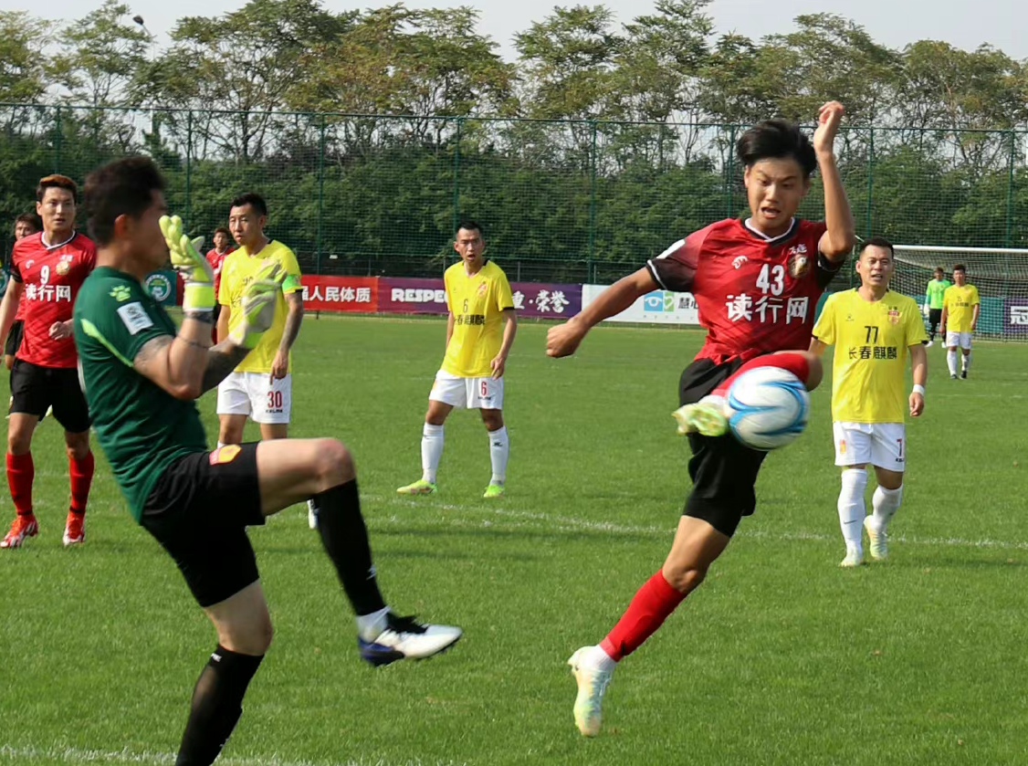 大连读行8-0长春金麒麟,阎鹏上演五子登科,17岁小将毛伟杰建功
