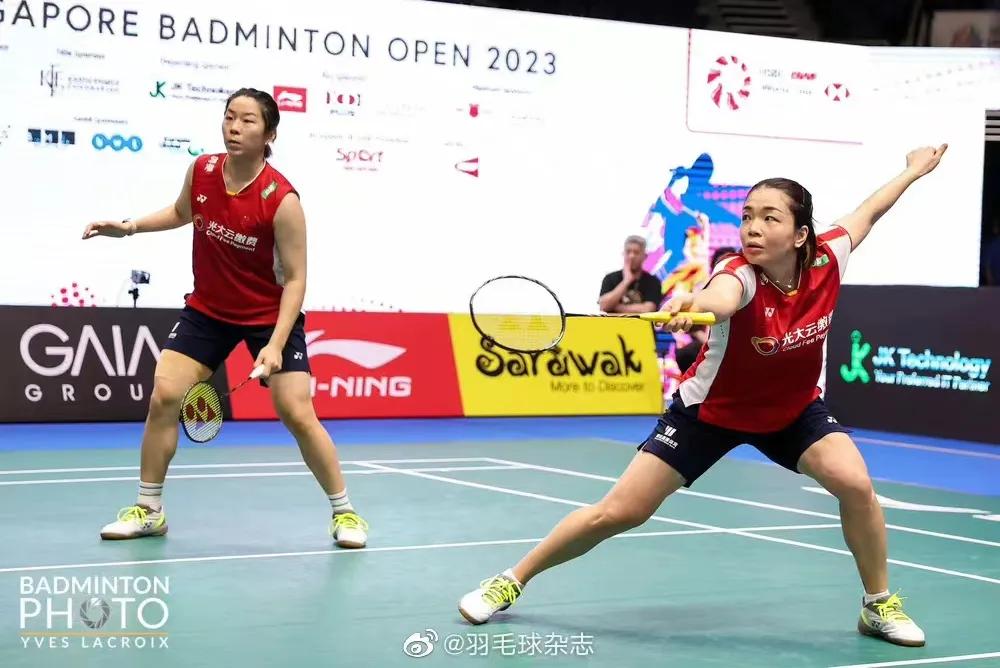 新加坡公开赛凡尘组合德比战,凡尘组合夺新加坡公开赛冠军