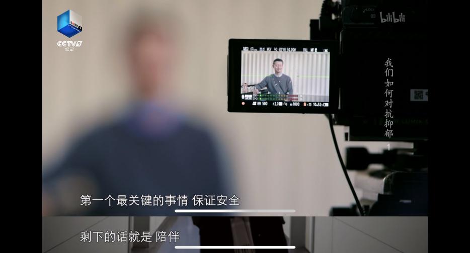 轻抑郁症早期表现症状,轻中重度抑郁症的表现