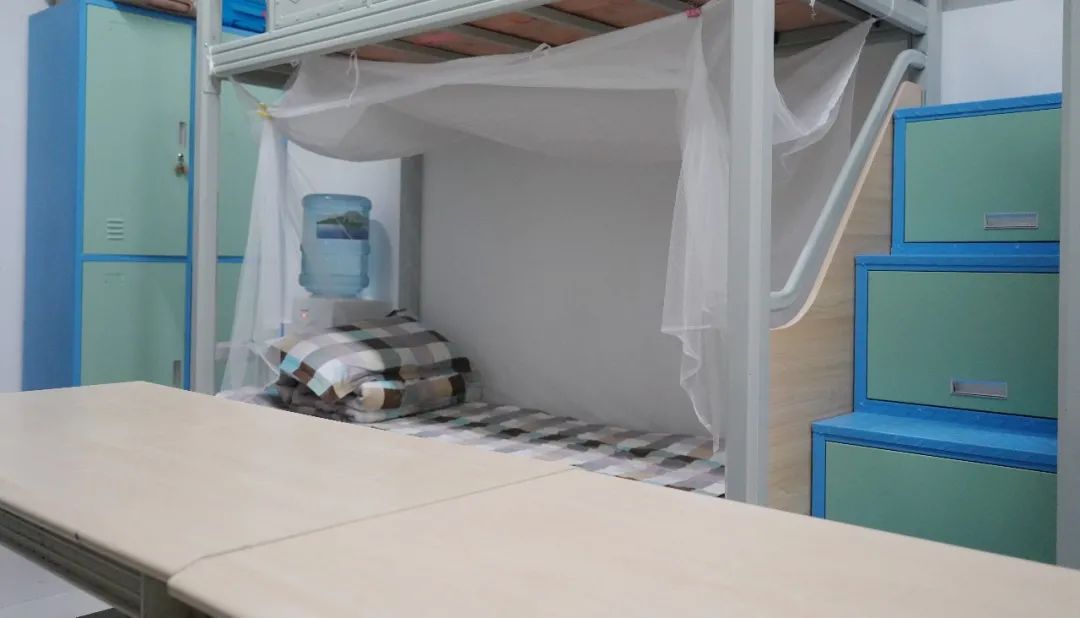 绵阳南实中学实验学校和南山双语,绵阳南山中学实验学校