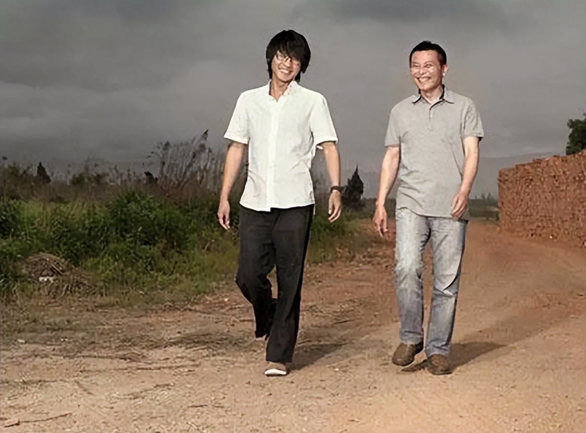 韩寒棱角被磨平全文,韩寒棱角磨平视频