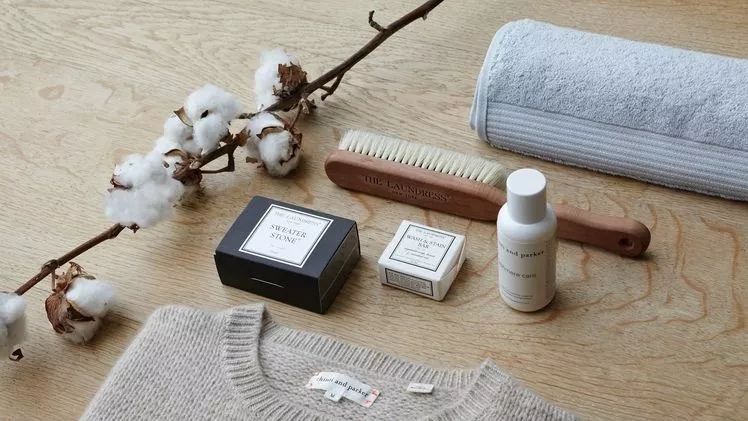 如何进行羊绒衣物的有效保养,羊绒衣物的洗护方法
